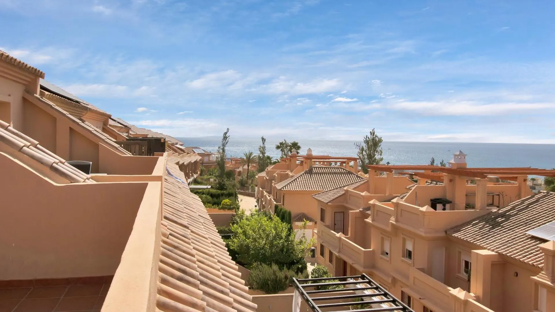 Elegante Adosado Con Con Vistas Al Mar Y Piscina - Costa Galera Park 10 4 Villa Estepona