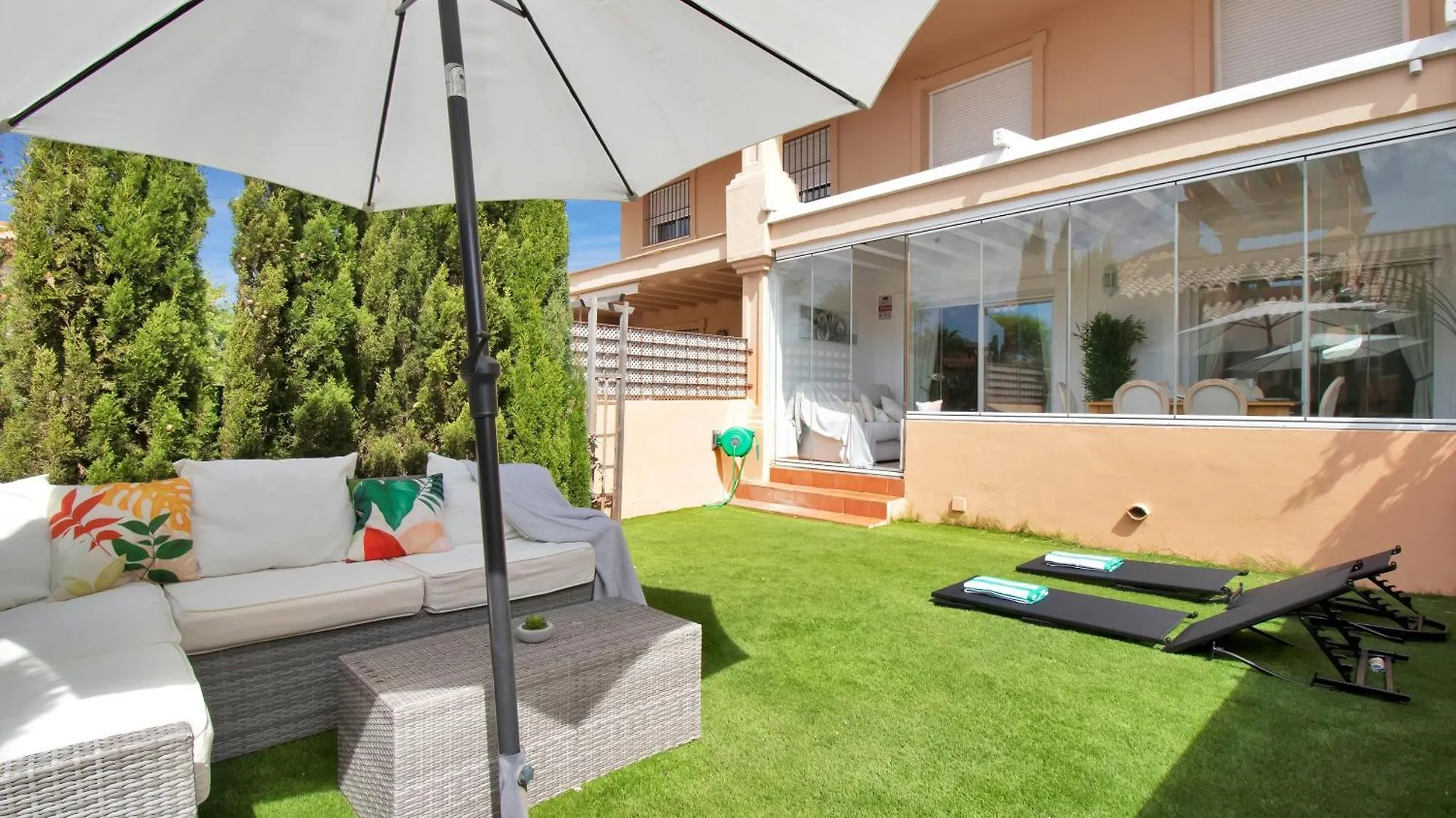 Elegante Adosado Con Con Vistas Al Mar Y Piscina - Costa Galera Park 10 4 Villa Estepona Spain